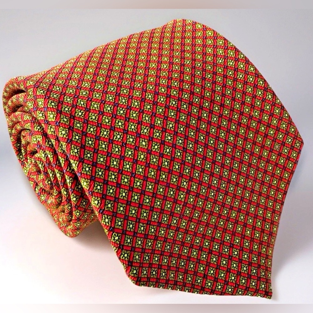 Brooks Brothers Tie Made in USA Geometric Red Green 100% Silk Preppy Necktie